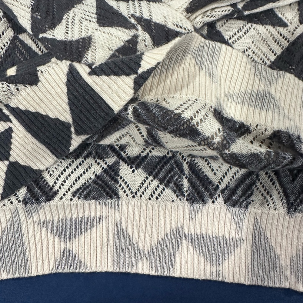 Loft Monochrome Triangle Pattern Sweater - image 3